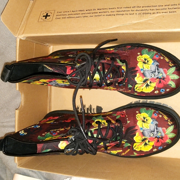Dr martens Hawaiian punk T canvas boots size 9 - Picture 2 of 13
